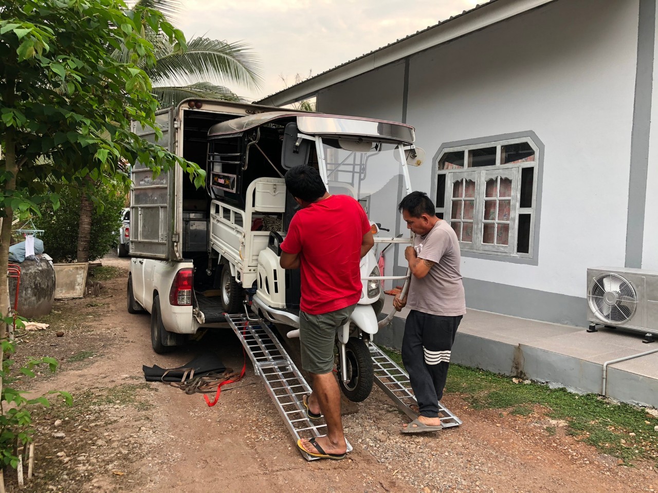 รถขนของส่งทั่วประเทศ - กิตติยา 1990 ทรานสปอร์ต 43