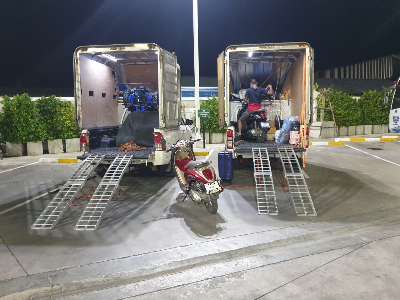 รถขนของส่งทั่วประเทศ - กิตติยา 1990 ทรานสปอร์ต 49