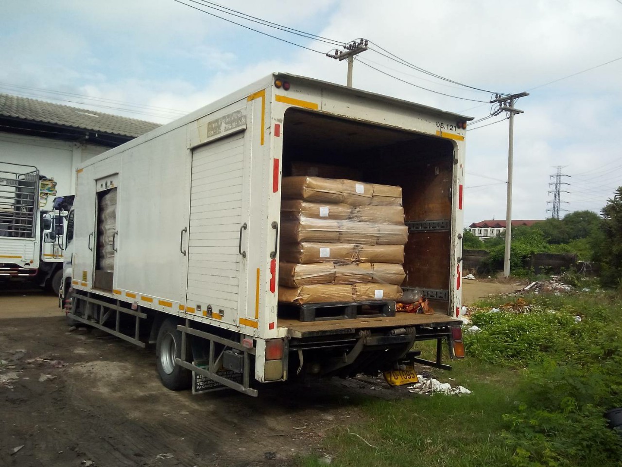 รถขนของส่งทั่วประเทศ - กิตติยา 1990 ทรานสปอร์ต 52